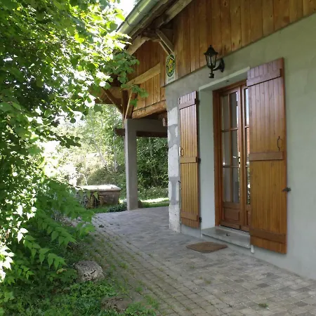 Serenella Fontaine Et Coquelicots Holiday home